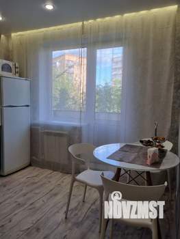 1-к квартира, посуточно, 34м2, 3/5 этаж