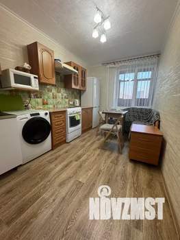 1-к квартира, посуточно, 39м2, 9/16 этаж