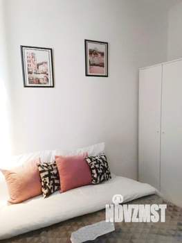 1-к квартира, посуточно, 16м2, 1/1 этаж