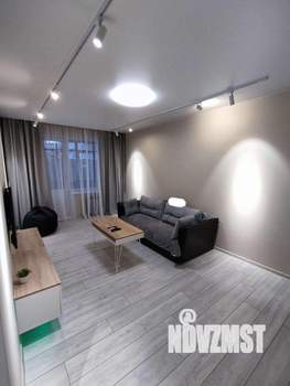 2-к квартира, посуточно, 43м2, 1/1 этаж