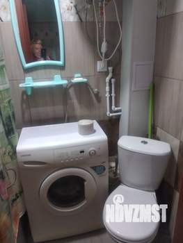 Студия квартира, посуточно, 38м2, 1/4 этаж