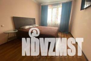 1-к квартира, посуточно, 36м2, 13/16 этаж