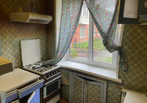 2-к квартира, вторичка, 42м2, 1/2 этаж