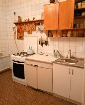 3-к квартира, вторичка, 70м2, 4/4 этаж