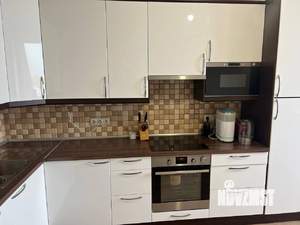 3-к квартира, вторичка, 95м2, 11/11 этаж