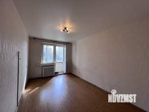 2-к квартира, вторичка, 56м2, 1/9 этаж