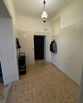 2-к квартира, вторичка, 57м2, 1/3 этаж