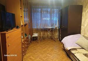 2-к квартира, вторичка, 41м2, 1/4 этаж
