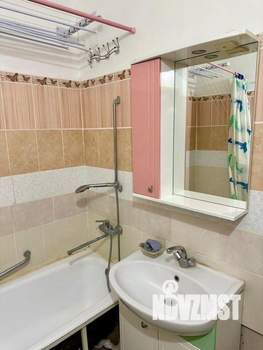 2-к квартира, вторичка, 60м2, 1/9 этаж