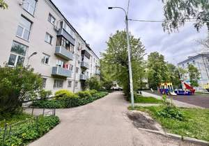 3-к квартира, вторичка, 56м2, 1/4 этаж