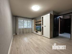 2-к квартира, вторичка, 39м2, 1/5 этаж