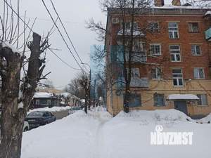 2-к квартира, вторичка, 38м2, 1/4 этаж