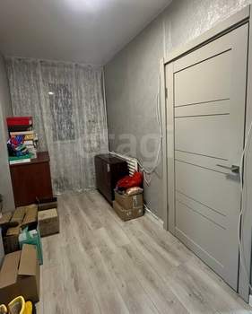 3-к квартира, вторичка, 69м2, 1/10 этаж