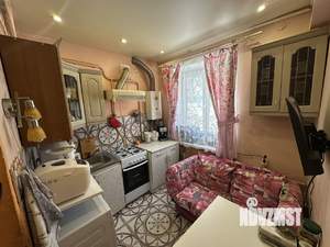 2-к квартира, вторичка, 44м2, 1/4 этаж