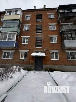 2-к квартира, вторичка, 44м2, 1/4 этаж