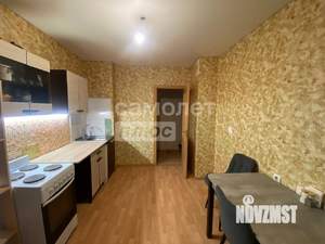 2-к квартира, вторичка, 63м2, 9/14 этаж