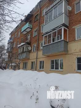 2-к квартира, вторичка, 38м2, 1/4 этаж