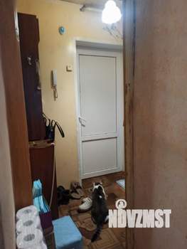 2-к квартира, вторичка, 38м2, 1/4 этаж