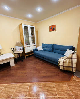2-к квартира, вторичка, 42м2, 5/5 этаж