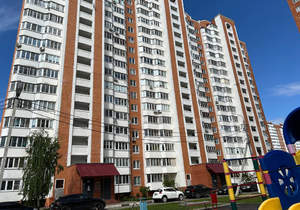 3-к квартира, вторичка, 82м2, 12/16 этаж