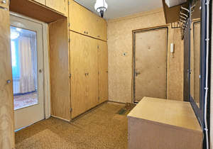 2-к квартира, вторичка, 53м2, 3/5 этаж