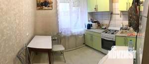 2-к квартира, вторичка, 43м2, 1/4 этаж