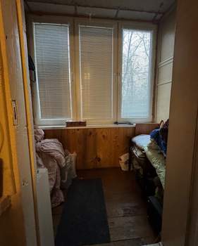 3-к квартира, вторичка, 64м2, 1/9 этаж