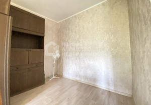 2-к квартира, вторичка, 42м2, 4/4 этаж