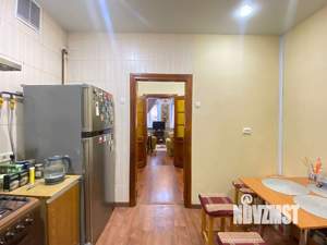 3-к квартира, вторичка, 74м2, 1/4 этаж