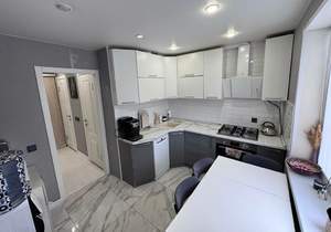 2-к квартира, вторичка, 52м2, 3/10 этаж