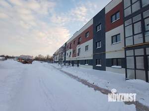 2-к квартира, вторичка, 62м2, 1/3 этаж