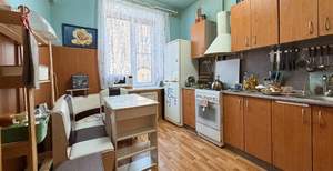 3-к квартира, вторичка, 82м2, 2/4 этаж