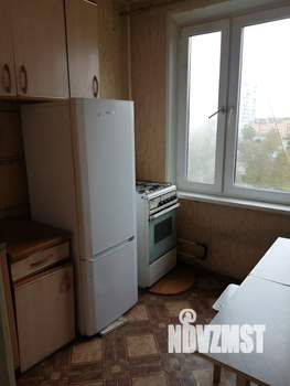 2-к квартира, вторичка, 43м2, 8/9 этаж