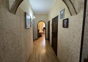 2-к квартира, вторичка, 60м2, 3/3 этаж