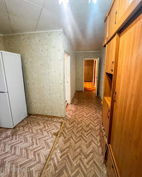 3-к квартира, вторичка, 70м2, 1/3 этаж