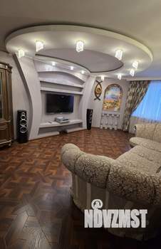 3-к квартира, вторичка, 105м2, 9/17 этаж