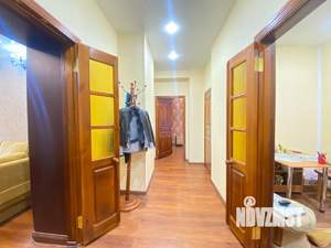 3-к квартира, вторичка, 74м2, 1/4 этаж