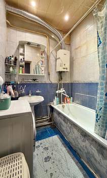 3-к квартира, вторичка, 82м2, 2/4 этаж