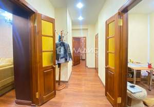 3-к квартира, вторичка, 75м2, 1/4 этаж