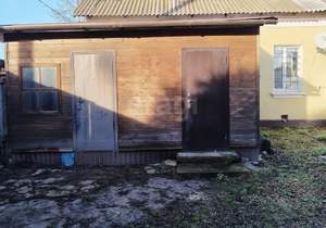 3-к квартира, вторичка, 57м2, 1/1 этаж