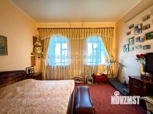 2-к квартира, вторичка, 72м2, 1/4 этаж