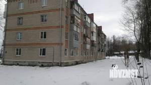 2-к квартира, вторичка, 42м2, 1/4 этаж