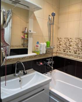3-к квартира, вторичка, 65м2, 3/5 этаж