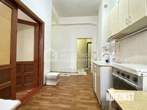 2-к квартира, вторичка, 58м2, 1/4 этаж