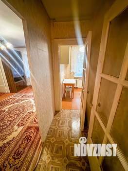 2-к квартира, вторичка, 42м2, 1/5 этаж