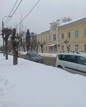 2-к квартира, вторичка, 38м2, 1/4 этаж