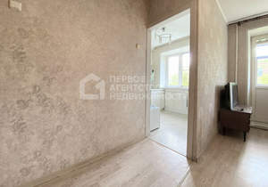 2-к квартира, вторичка, 42м2, 4/4 этаж
