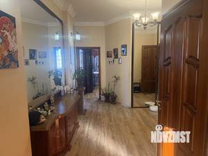 4-к квартира, вторичка, 95м2, 2/4 этаж