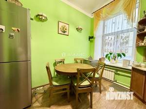 2-к квартира, вторичка, 57м2, 1/5 этаж