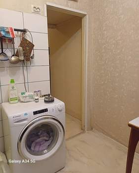 2-к квартира, вторичка, 41м2, 1/4 этаж